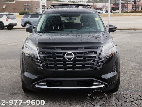 New 2026 Nissan Pathfinder SL AWD/4WD image 2