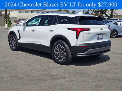Used 2024 Chevrolet Blazer EV LT AWD/4WD image 5