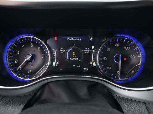 New 2026 Chrysler Pacifica Limited w/ S Appearance Package image 4