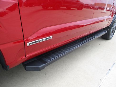 Used 2023 Ford F150 Lariat image 16