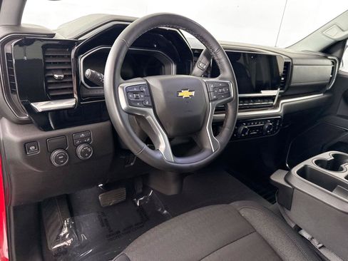 Used 2026 Chevrolet Silverado 1500 LT RWD image 4