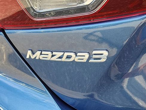 Used 2018 MAZDA MAZDA3 Grand Touring FWD image 32