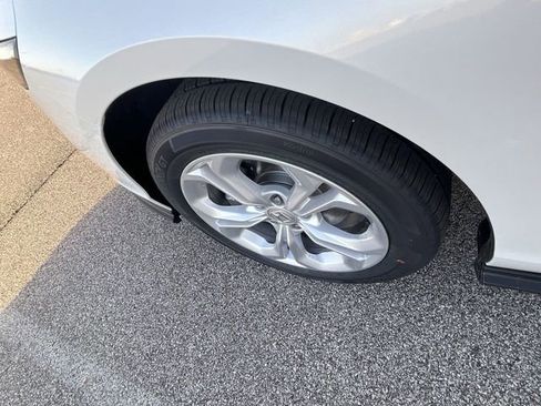 Used 2023 Honda Accord LX image 18