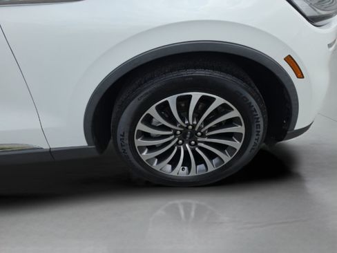 Used 2020 Lincoln Aviator Reserve w/ Elements Package Plus AWD/4WD image 35