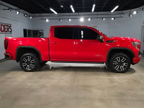 Used 2021 GMC Sierra 1500 AT4 w/ AT4 Premium Package image 8