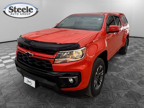 Used 2021 Chevrolet Colorado LT w/ LT Convenience Package image 1