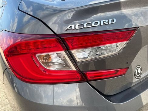 Used 2022 Honda Accord LX image 37