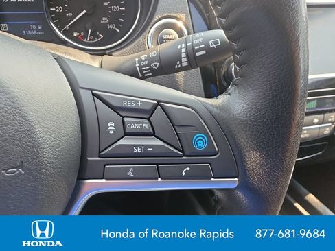 Used 2022 Nissan Rogue Sport SL w/ Premium Package AWD/4WD image 23