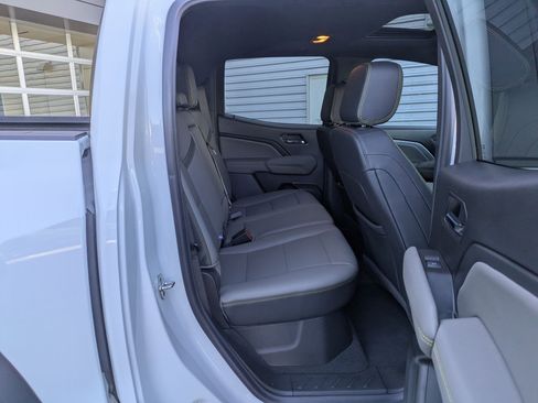 Used 2024 Chevrolet Colorado ZR2 w/ ZR2 Convenience Package III AWD/4WD image 29