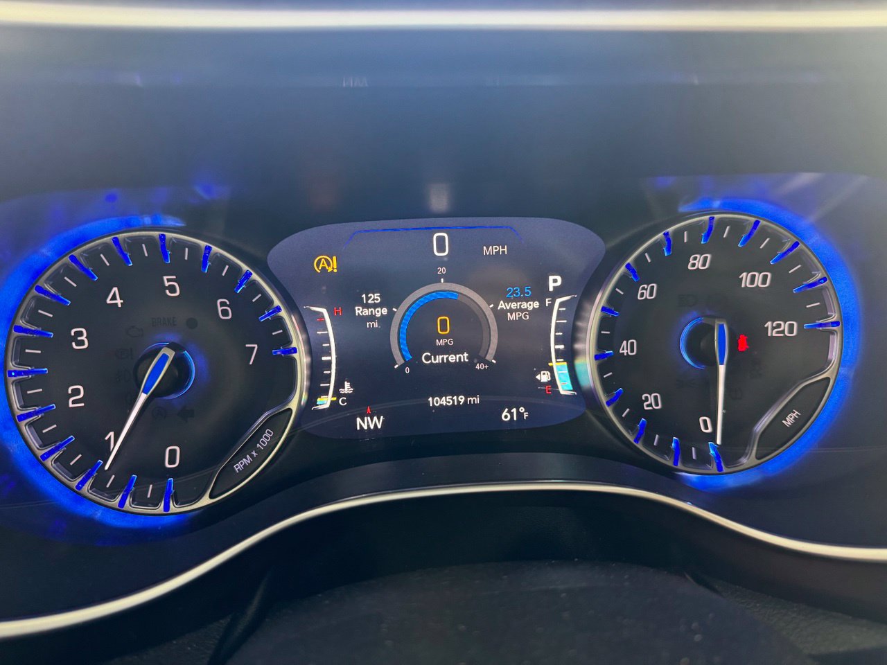 Used 2020 Chrysler Pacifica Limited FWD image 4
