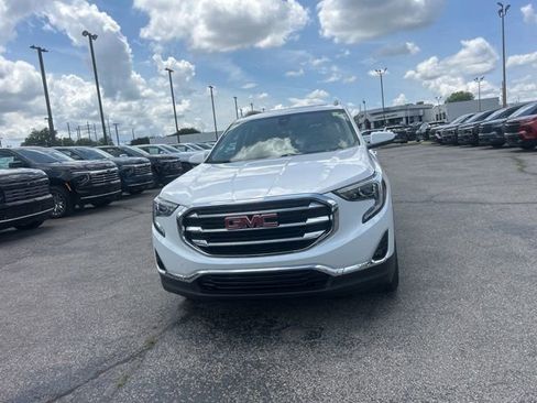 Used 2020 GMC Terrain SLT w/ Preferred Package FWD image 8