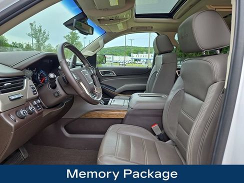 Used 2019 GMC Yukon Denali w/ Open Road Package AWD/4WD image 2