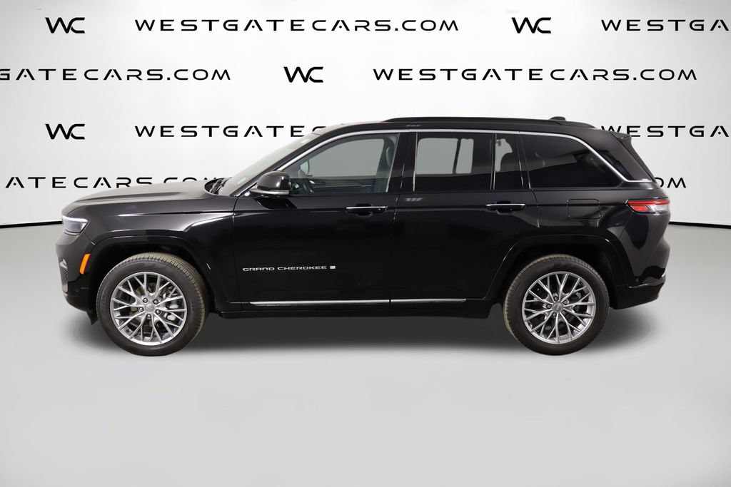 Used 2025 Jeep Grand Cherokee Summit AWD/4WD image 5