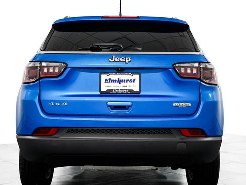 Used 2022 Jeep Compass Latitude AWD/4WD image 6