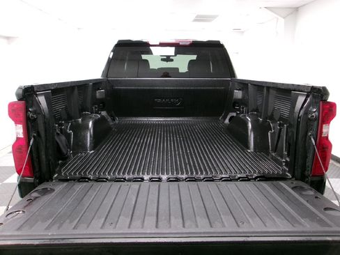 Used 2020 Chevrolet Silverado 1500 LT w/ Trailering Package image 11