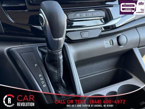 Used 2023 Ford Transit 350 XLT image 24