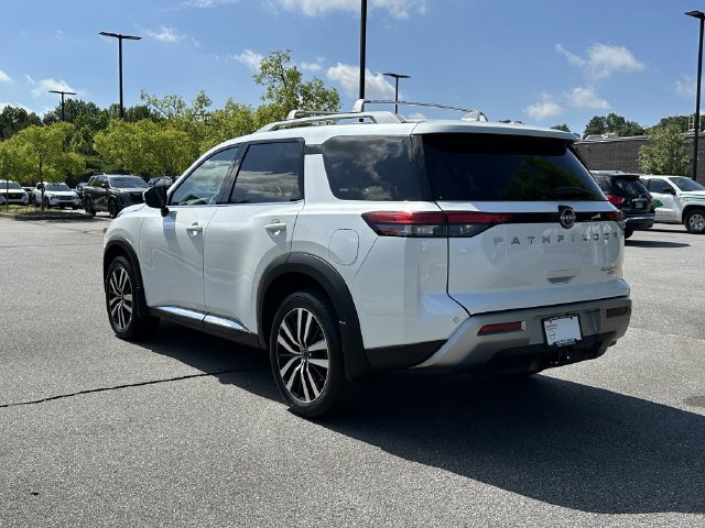 Certified 2025 Nissan Pathfinder Platinum AWD/4WD image 7
