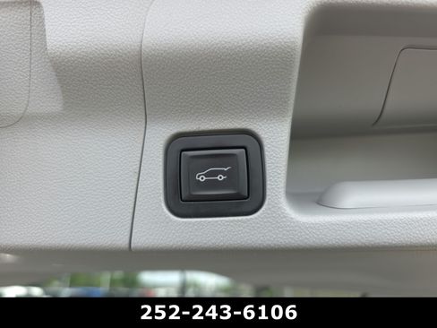 Used 2019 GMC Acadia SLE FWD image 34