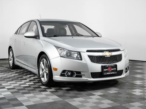 Used 2012 Chevrolet Cruze LT w/ RS Package image 10