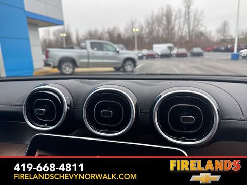 Used 2023 Mercedes-Benz GLC 300 4MATIC image 21