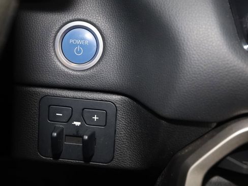 Used 2023 Toyota Tundra Limited image 28