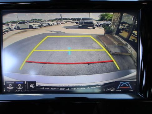 Used 2018 Toyota Camry SE w/ Convenience Package FWD image 45