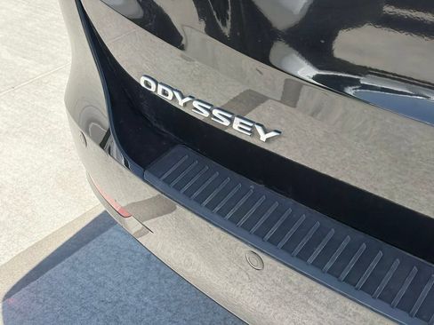 Used 2019 Honda Odyssey Elite image 4