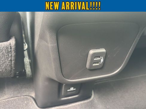 Used 2023 GMC Terrain SLT w/ Infotainment Package II AWD/4WD image 29