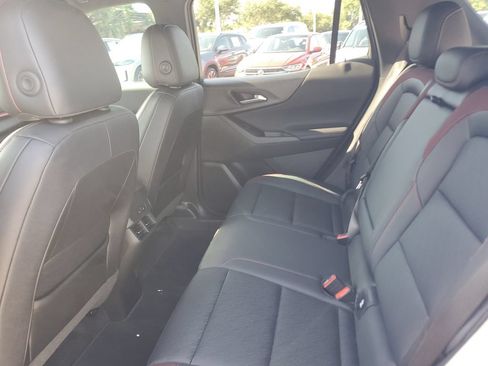 Used 2025 Chevrolet Equinox RS w/ Safety and Technology Package FWD image 16