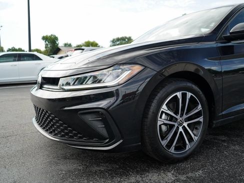 Used 2025 Volkswagen Jetta Sport FWD image 17