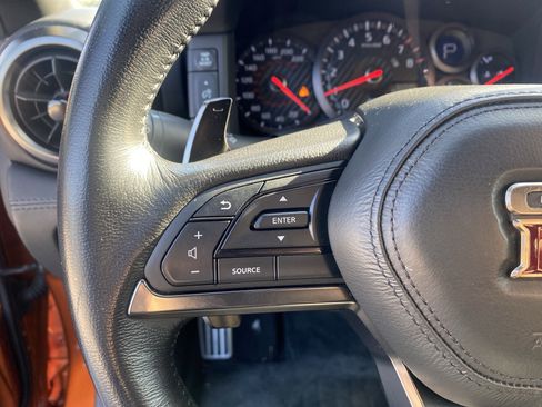 Used 2017 Nissan GT-R Premium image 19