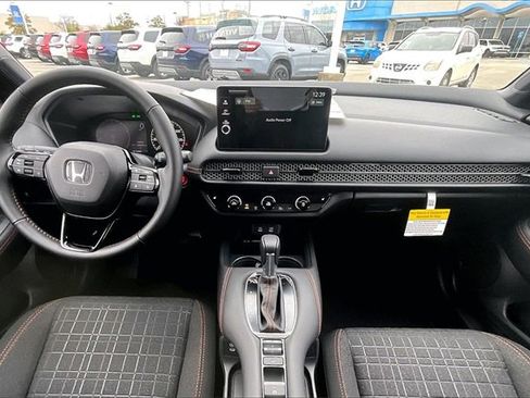 New 2026 Honda HR-V Sport image 4