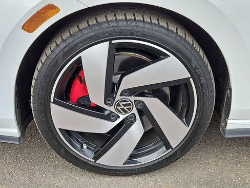 Used 2023 Volkswagen GTI SE image 27