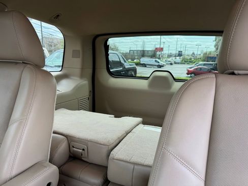 Used 2013 Chevrolet Tahoe LTZ image 15