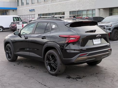 New 2026 Chevrolet Trax ACTIV w/ Sunroof Package image 3