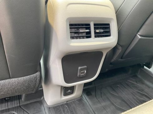 Certified 2024 GMC Terrain SLT w/ LPO, Floor Liner Package AWD/4WD image 20