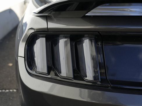 Used 2017 Ford Mustang Shelby GT350 image 28