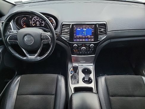 Used 2020 Jeep Grand Cherokee Altitude AWD/4WD image 29