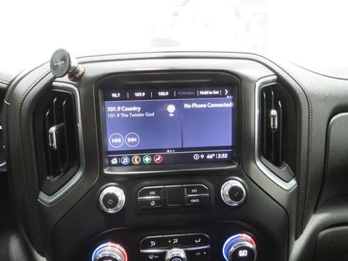 Used 2023 GMC Sierra 2500 AT4 w/ Gooseneck/5TH Wheel Package image 27