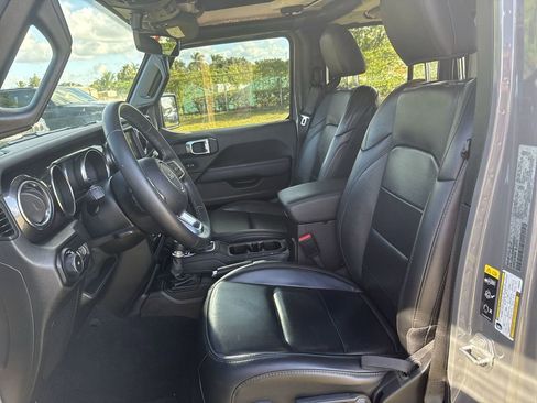 Certified 2021 Jeep Wrangler Unlimited Sahara image 14
