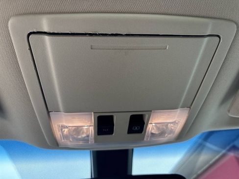 Used 2017 Lincoln MKT AWD w/ Technology Package image 7