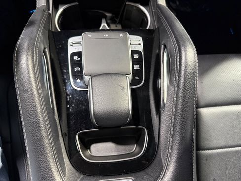 Used 2020 Mercedes-Benz GLE 450 4MATIC w/ Premium Package image 37