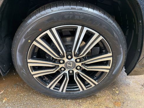 New 2026 Lexus LX 700h Luxury image 27