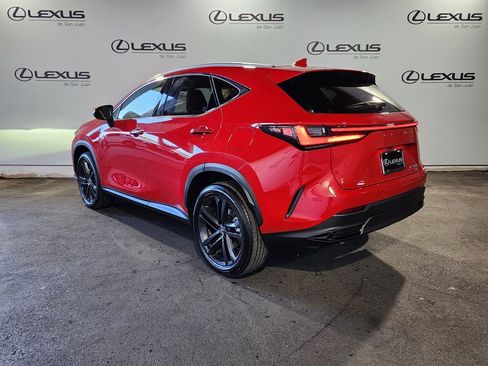 Used 2025 Lexus NX 350h AWD w/ Premium Package image 8