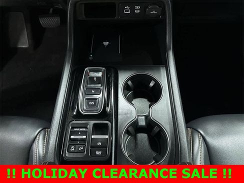 Used 2024 Honda Pilot TrailSport image 35