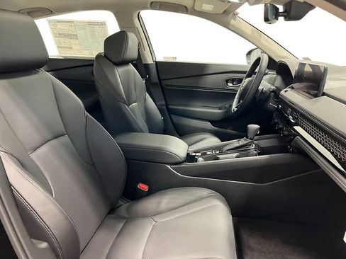 New 2025 Honda Accord EX-L image 32