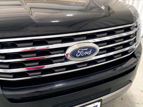 Used 2021 Ford Expedition XLT RWD image 7