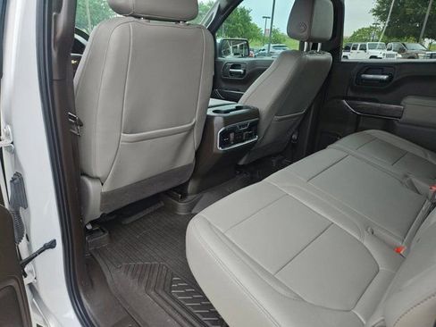 Used 2021 Chevrolet Silverado 1500 LTZ AWD/4WD image 11