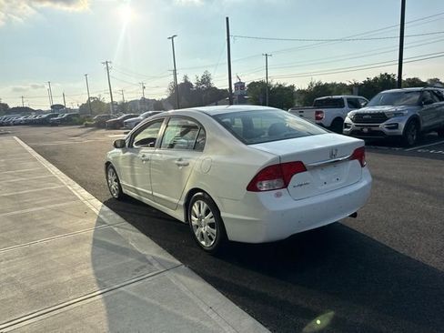 Used 2011 Honda Civic LX image 4