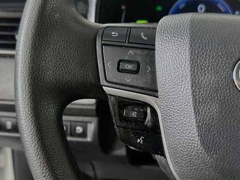 Used 2025 Toyota Camry LE FWD image 16
